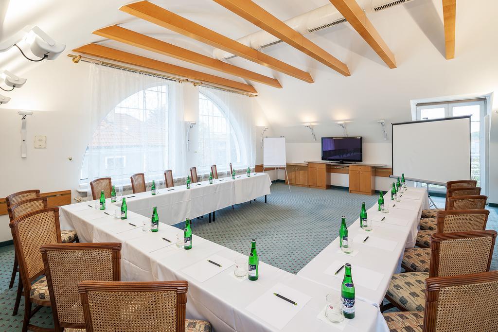 Villa Voyta Prague Ngoại thất bức ảnh