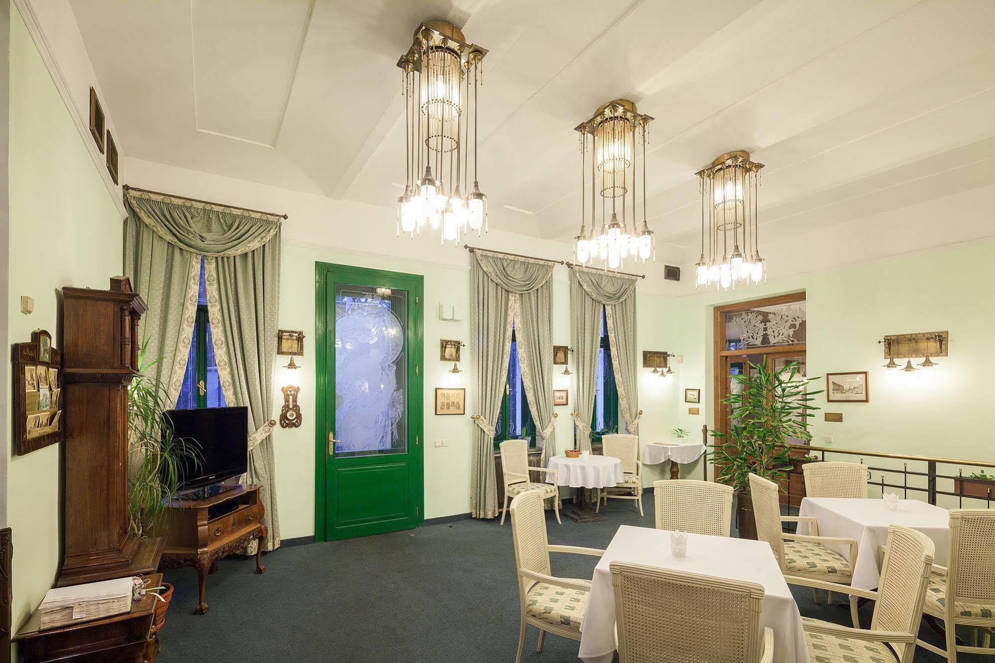Villa Voyta Prague Ngoại thất bức ảnh